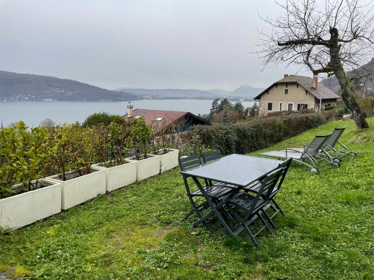 Maisonnette Vue Panoramique Lac D'Annecy ヴェリエ・デュ・ラック エクステリア 写真
